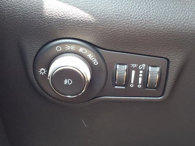 New 2026 Jeep Compass Latitude AWD/4WD image 20