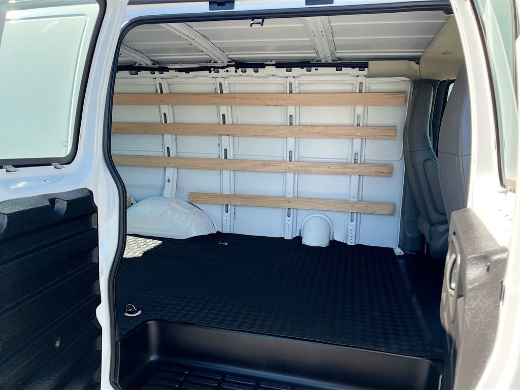 Used 2024 Chevrolet Express 2500 w/ Driver Convenience Package RWD image 23