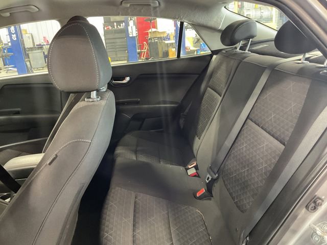 Used 2023 Kia Rio S image 9