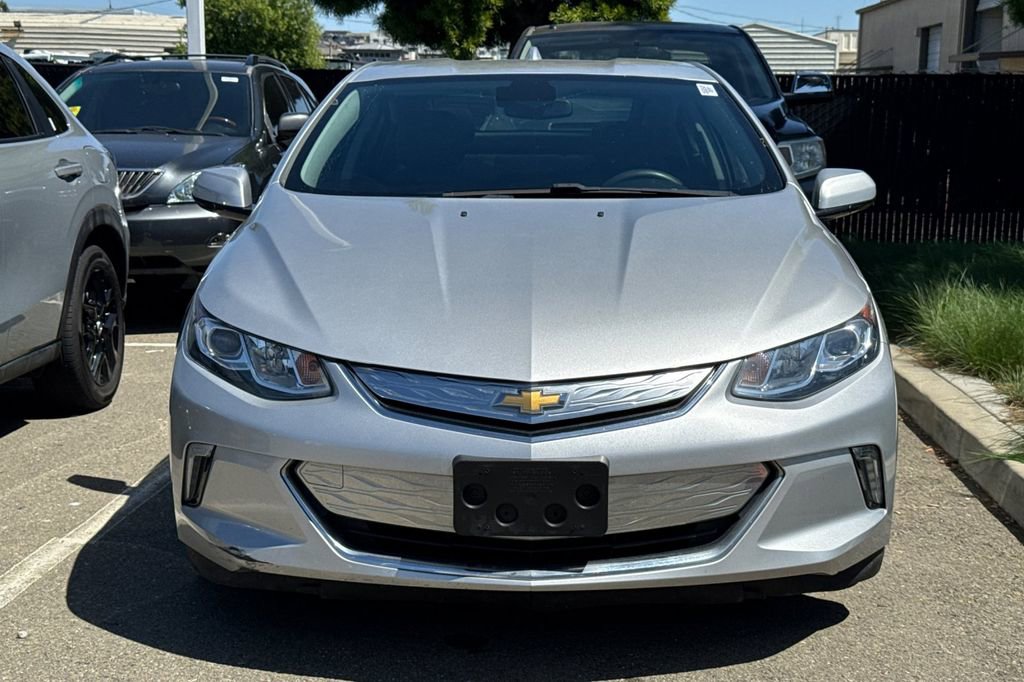Used 2018 Chevrolet Volt LT FWD image 3
