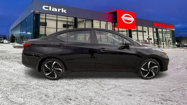 New 2025 Nissan Versa SR w/ Trunk Package image 8