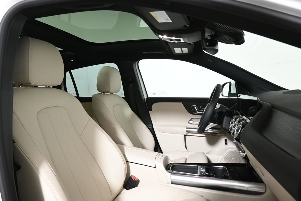 Certified 2026 Mercedes-Benz GLA 250 4MATIC image 27