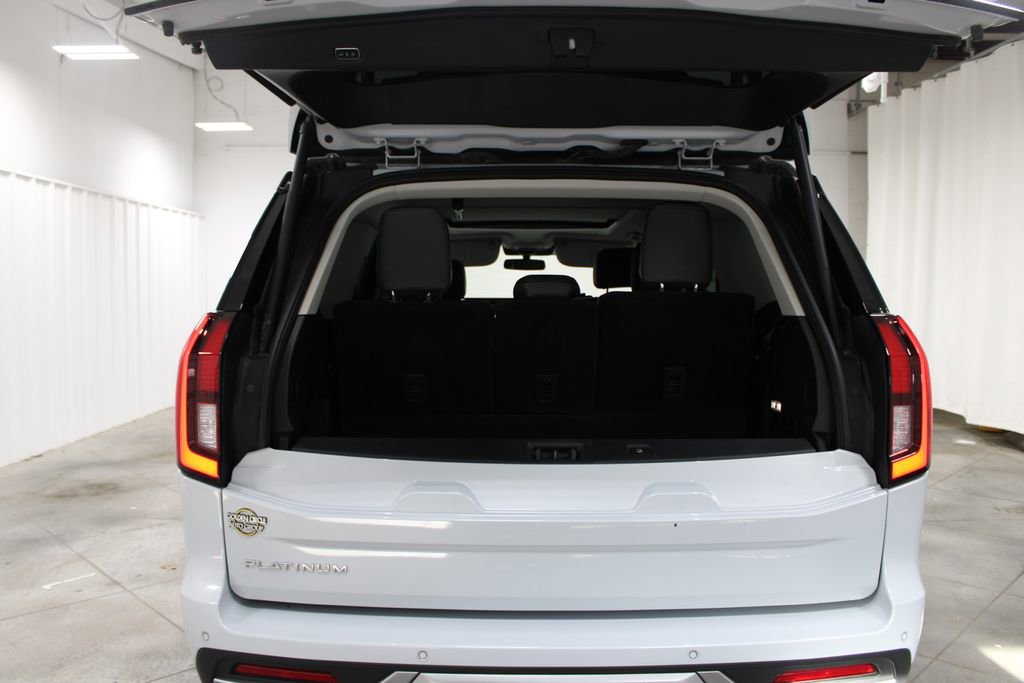 Used 2025 Ford Expedition Platinum AWD/4WD image 29