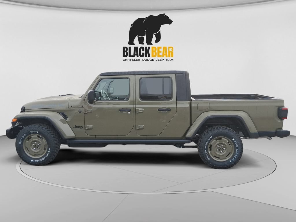 New 2026 Jeep Gladiator Willys AWD/4WD image 6