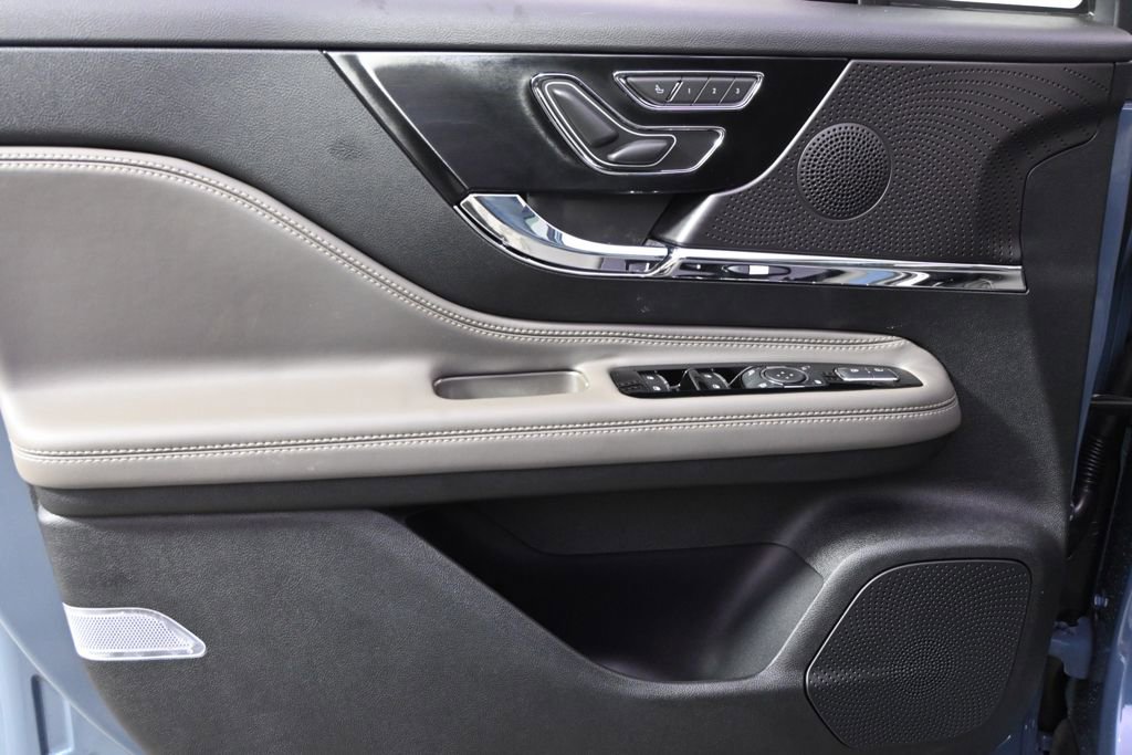 New 2026 Lincoln Corsair Reserve w/ Jet Appearance Package image 22