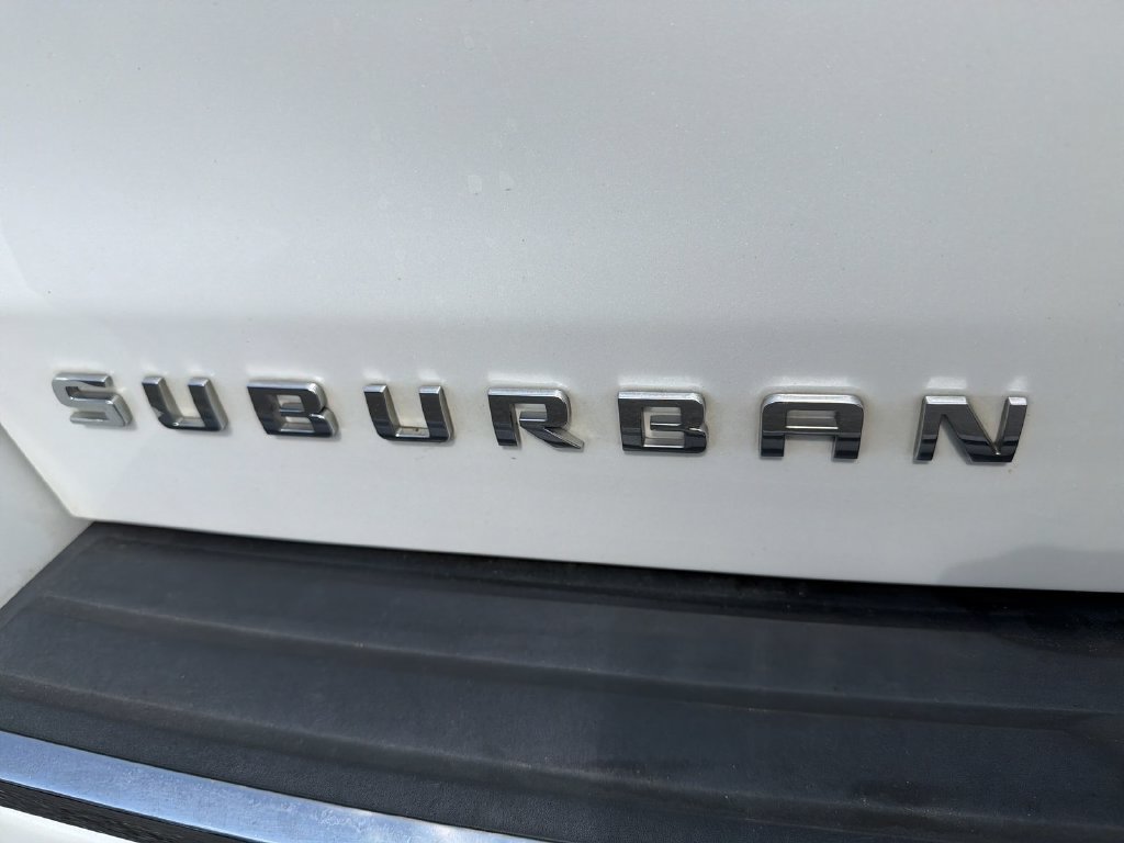 Used 2019 Chevrolet Suburban Premier AWD/4WD image 15
