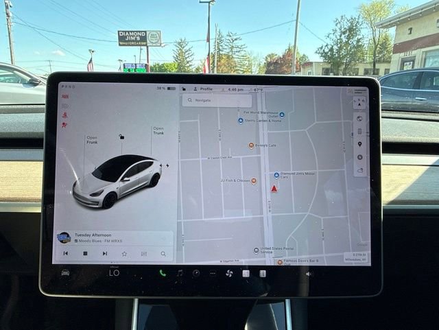 Used 2018 Tesla Model 3 Long Range RWD image 27