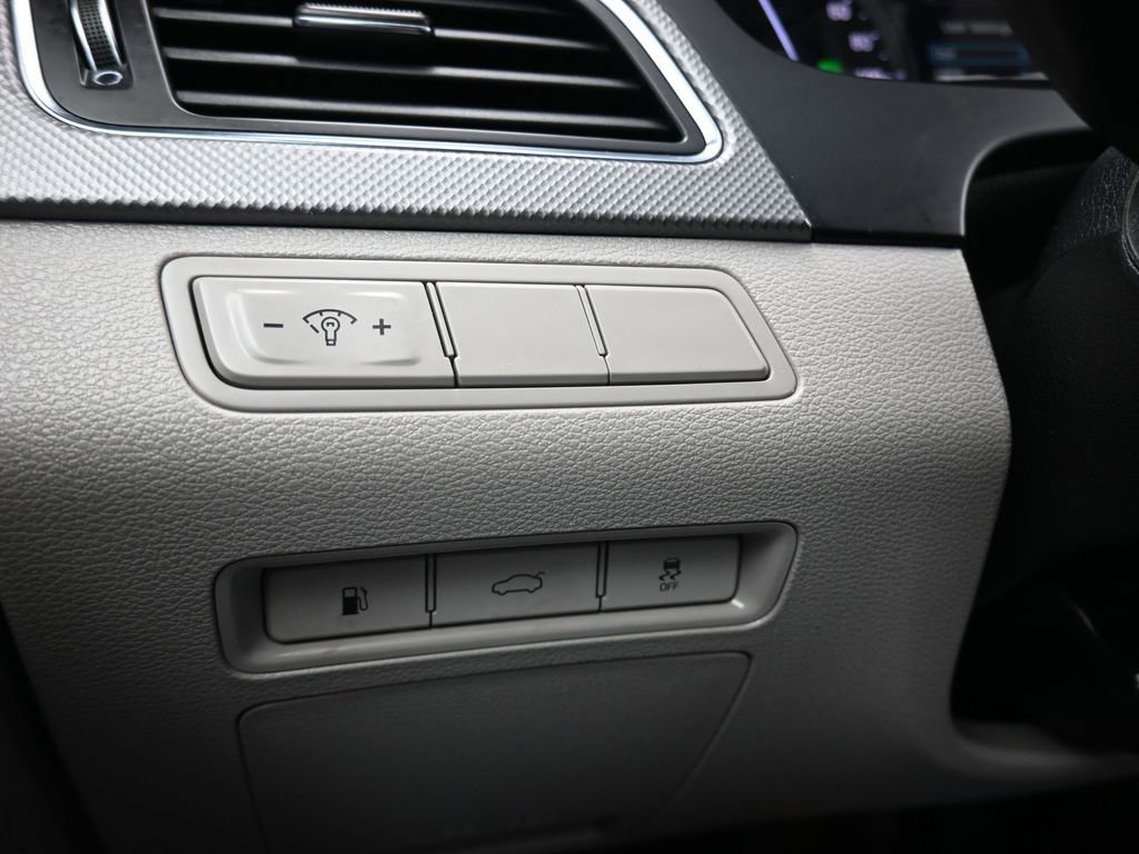 Used 2016 Hyundai Sonata SE image 24