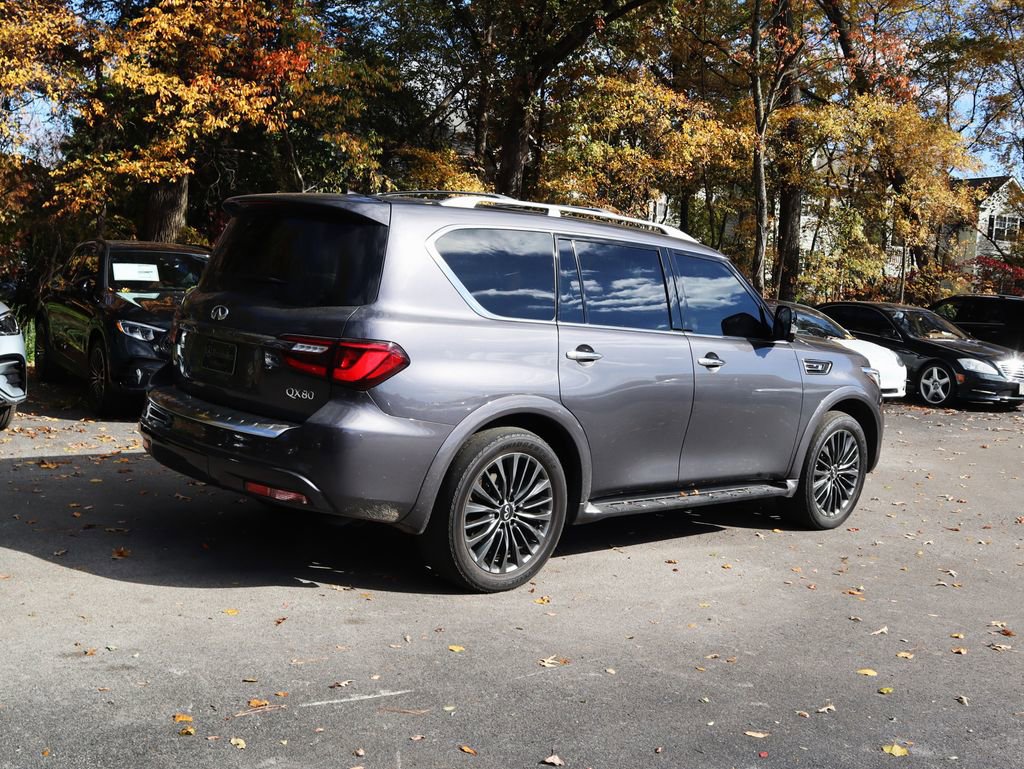 Used 2024 INFINITI QX80 Sensory image 3