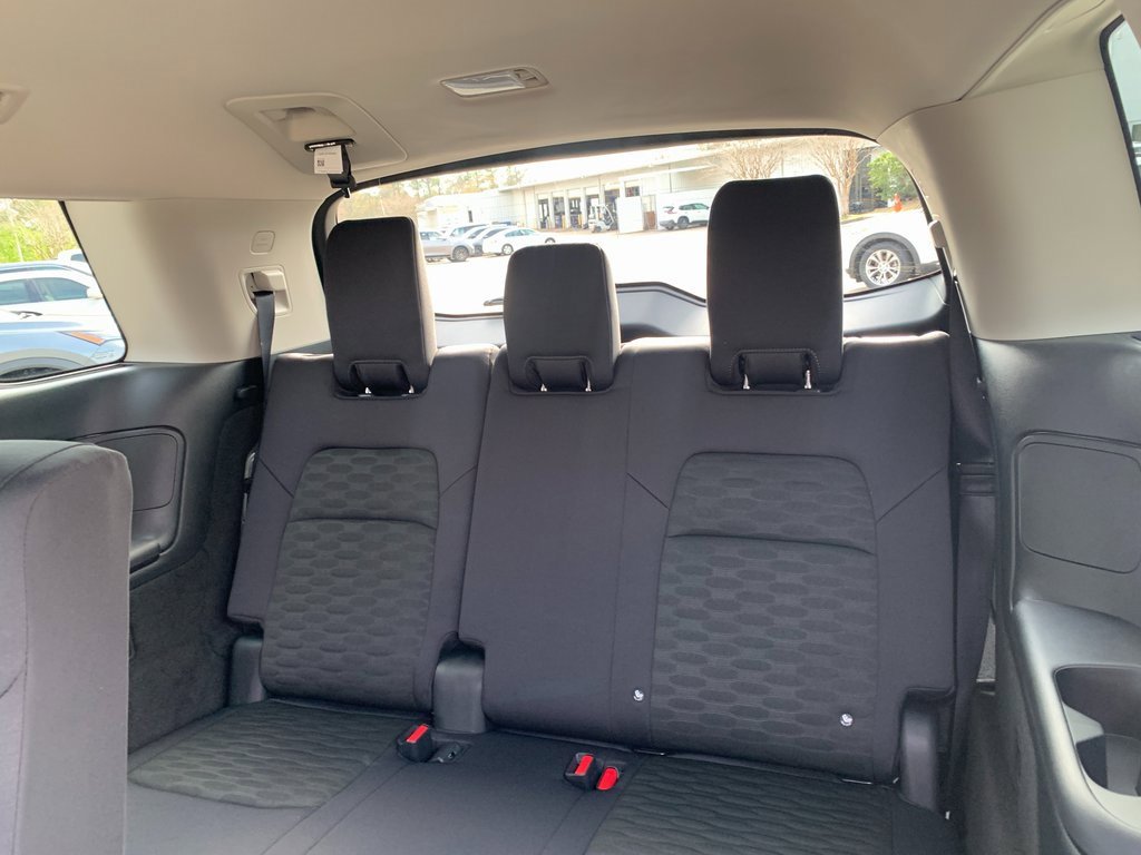 New 2026 Nissan Pathfinder SV image 24