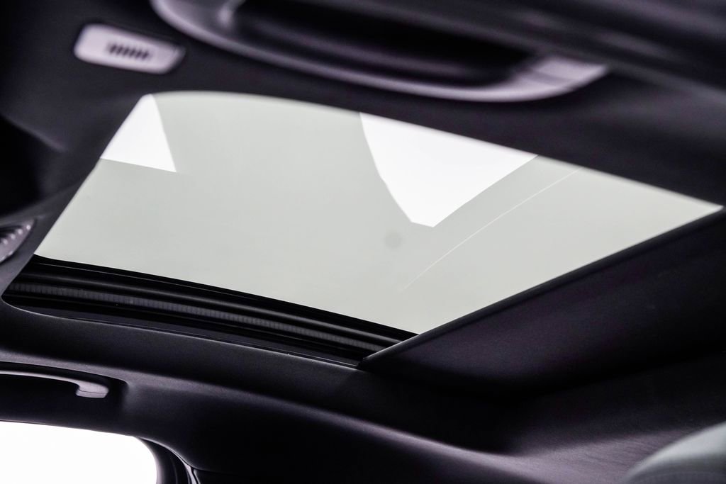 Used 2023 Alfa Romeo Giulia Ti image 19