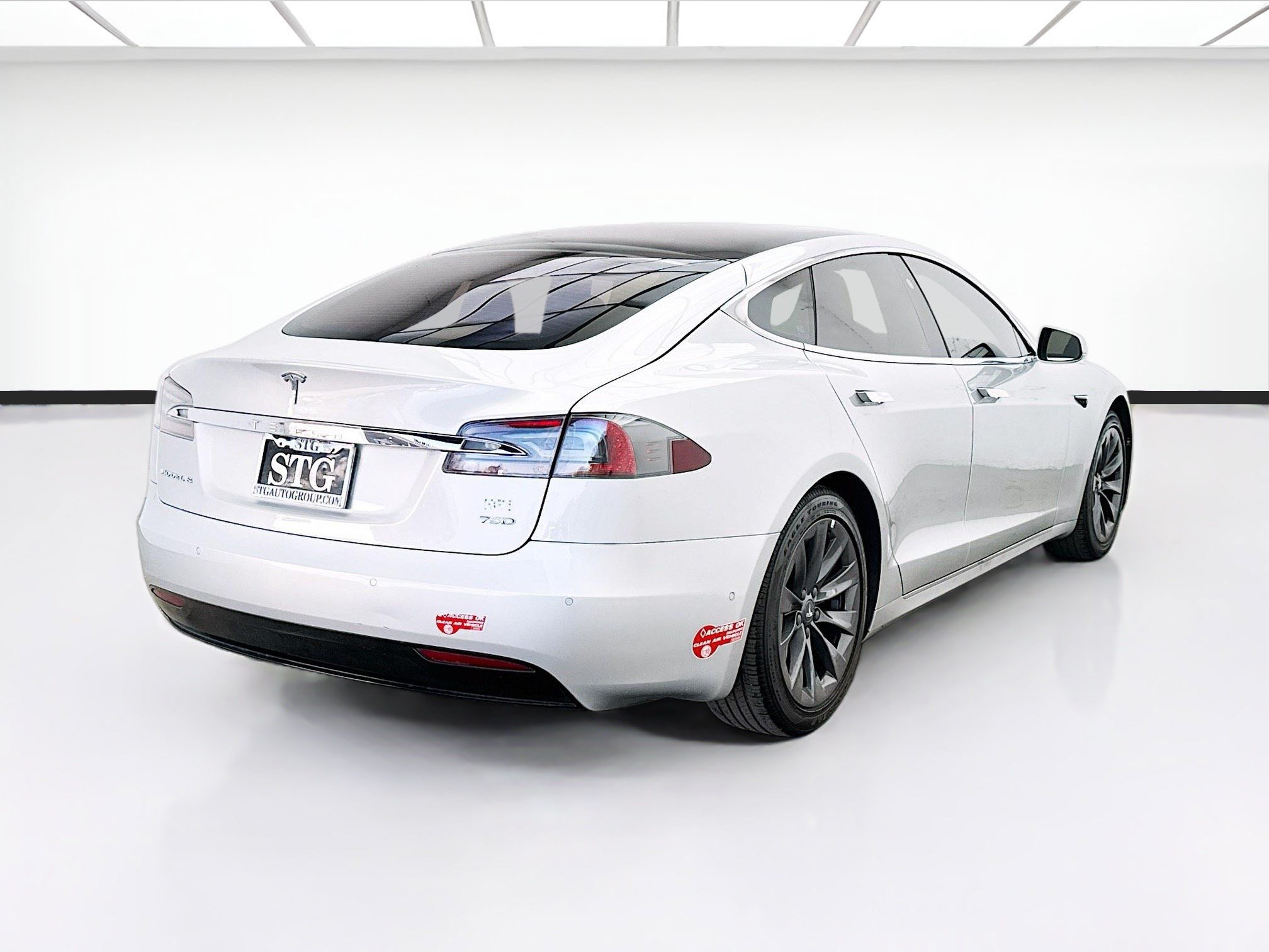 Used 2018 Tesla Model S 75D AWD/4WD image 4