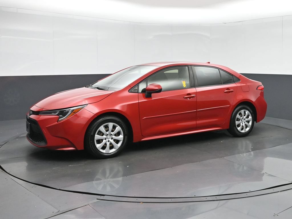 Used 2021 Toyota Corolla LE FWD image 3
