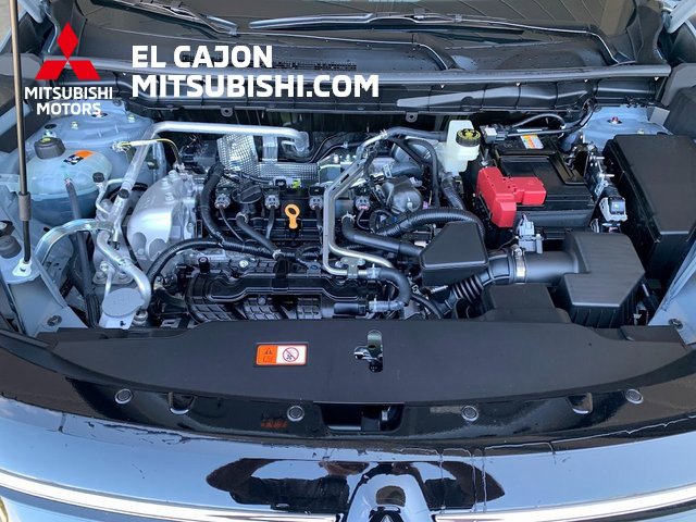 New 2025 Mitsubishi Outlander SEL image 26