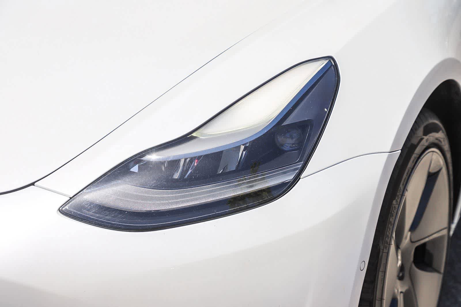 Used 2022 Tesla Model 3 Long Range AWD/4WD image 9
