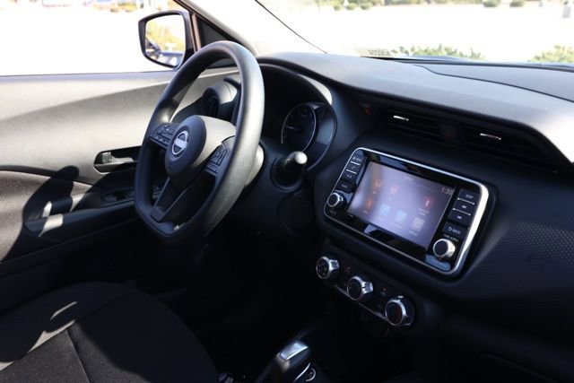 New 2025 Nissan Kicks Play S image 20