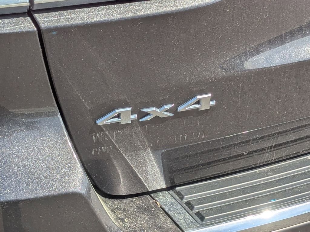 Used 2019 Jeep Grand Cherokee Limited image 13