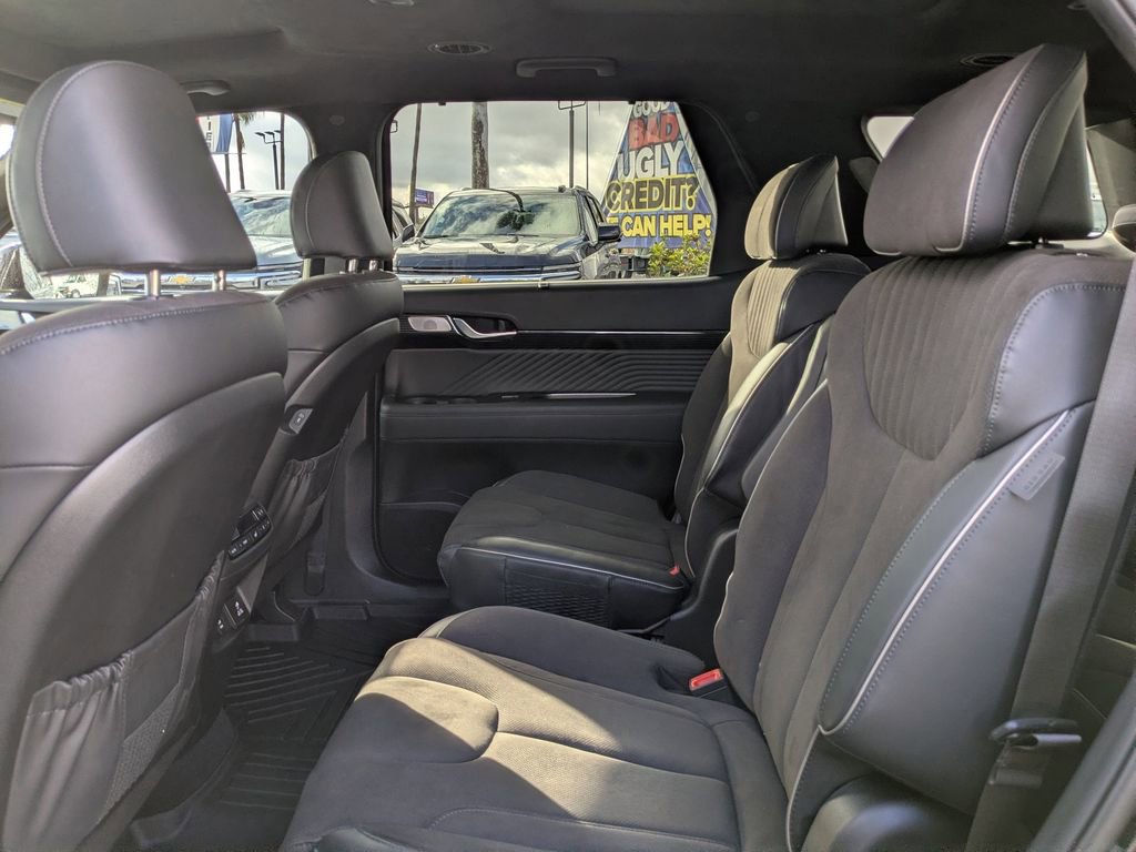 Used 2025 Hyundai Palisade Calligraphy image 15