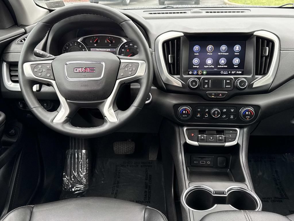 Used 2024 GMC Terrain SLT FWD image 3