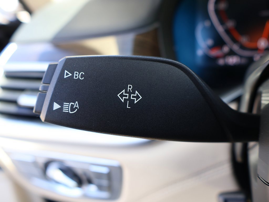 Used 2020 BMW 740i image 49