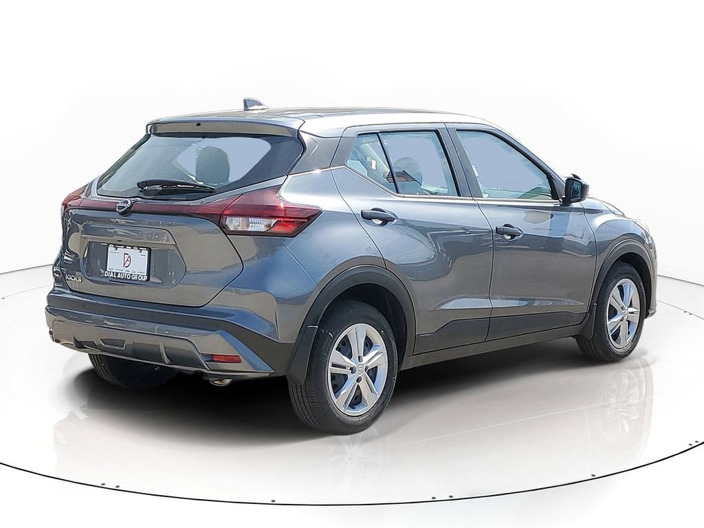 New 2025 Nissan Kicks Play S FWD image 4