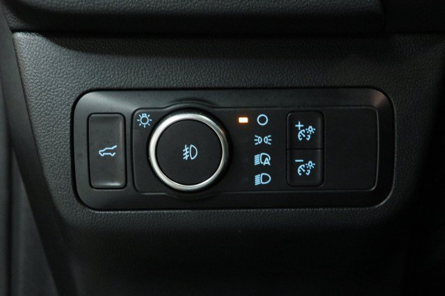 Used 2022 Ford Escape SEL w/ SEL Stealth AWD Package image 9