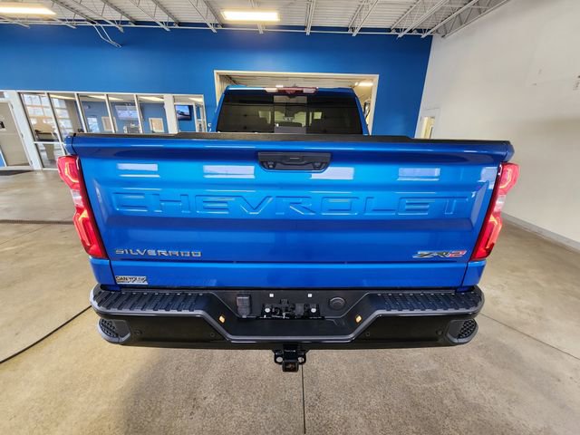 Used 2023 Chevrolet Silverado 1500 ZR2 w/ Technology Package AWD/4WD image 3