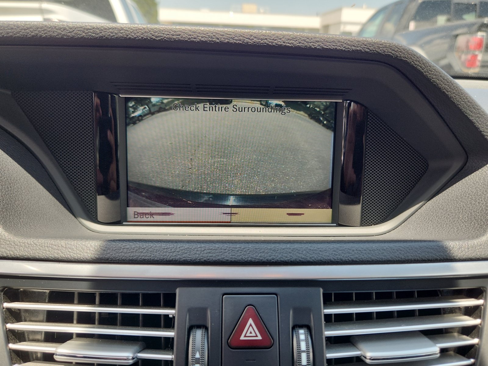 Used 2011 Mercedes-Benz E 550 4MATIC Sedan image 29