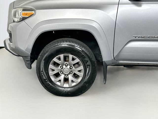 Used 2017 Toyota Tacoma SR5 image 28