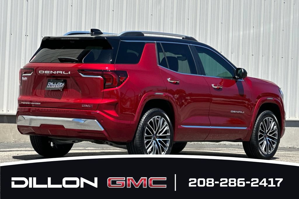Used 2026 GMC Terrain Denali AWD/4WD image 4