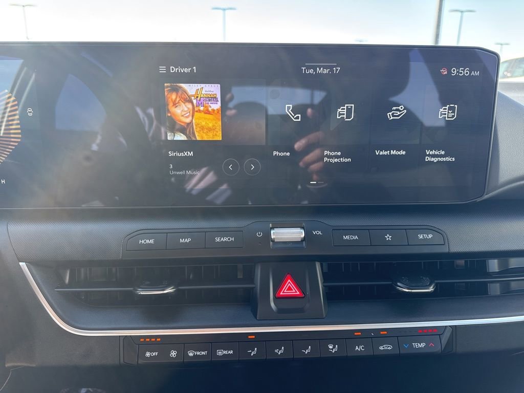 Used 2025 Kia K4 LXS image 16