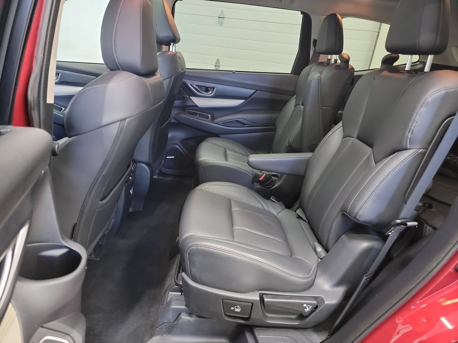 Used 2019 Subaru Ascent Limited AWD/4WD image 28