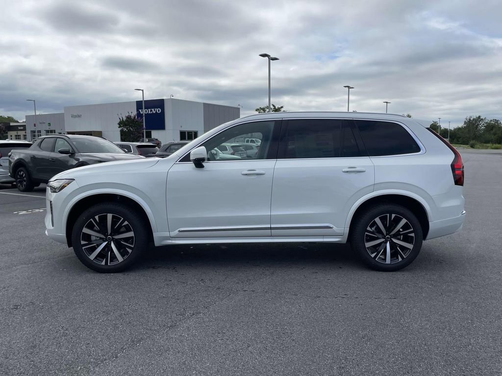 New 2026 Volvo XC90 B5 Core image 28