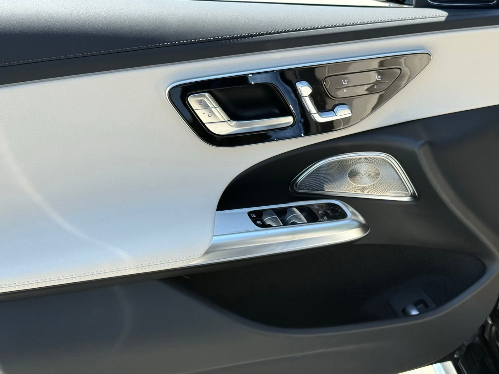 New 2026 Mercedes-Benz E 450 4MATIC Sedan image 15