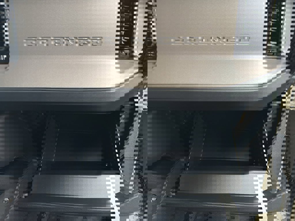 New 2026 Ford Bronco Outer Banks image 33