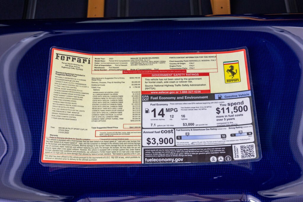 Used 2023 Ferrari 812 Competizione RWD image 77