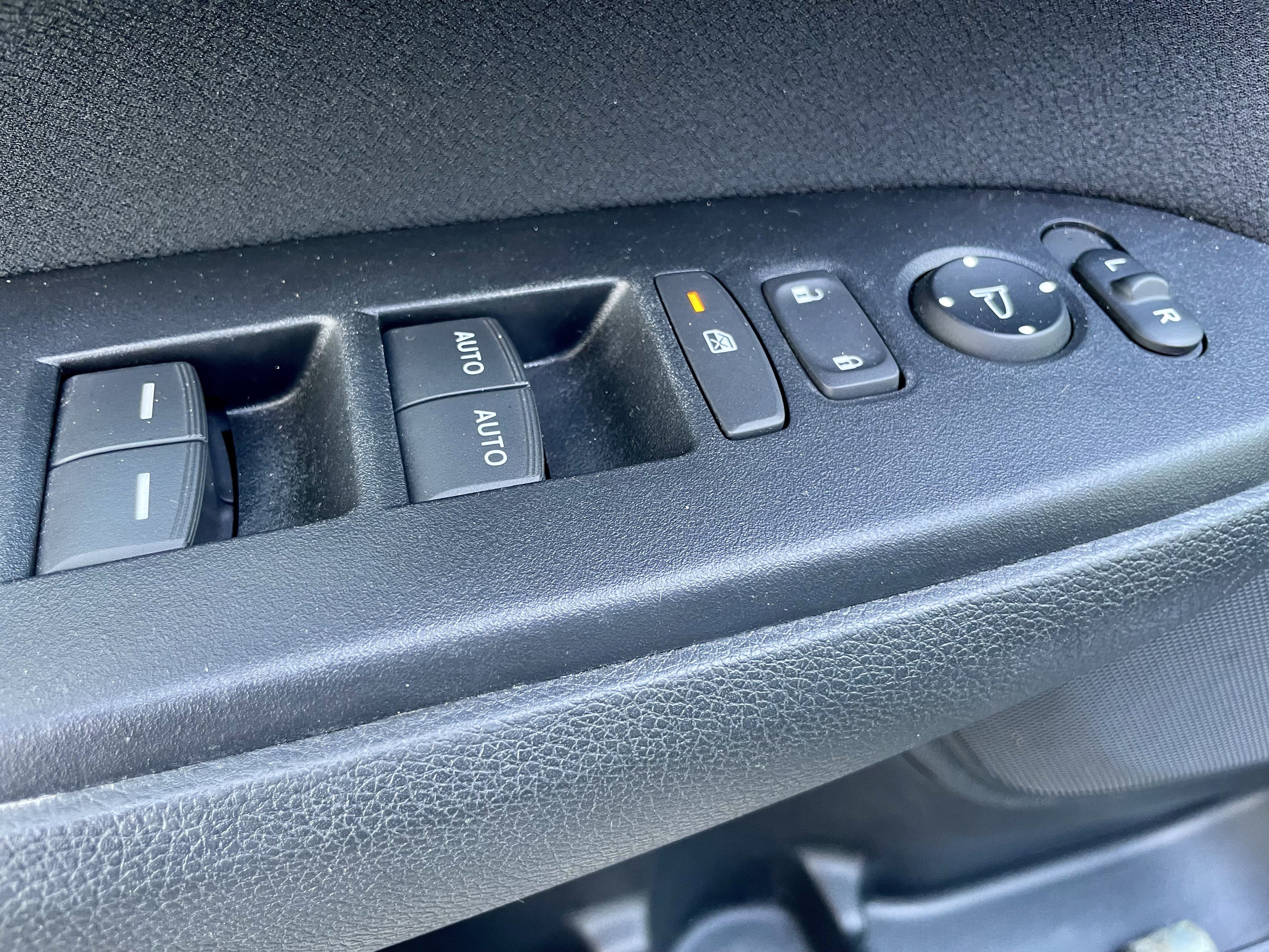 Used 2021 Honda CR-V EX image 11