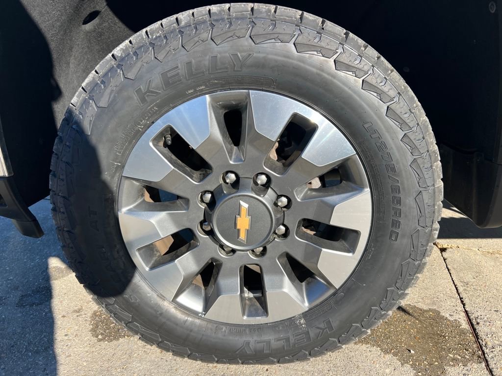 Used 2024 Chevrolet Silverado 2500 LT image 26