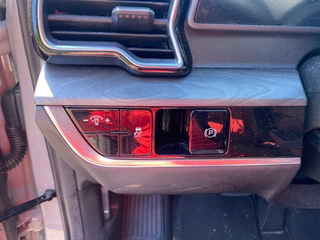 Used 2023 Kia Sportage X-Line AWD/4WD image 25