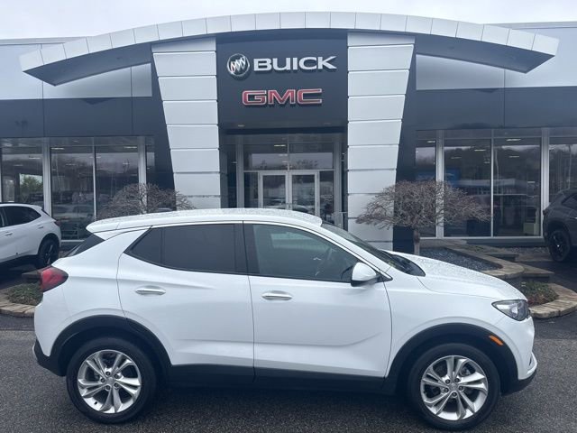 Used 2023 Buick Encore GX Preferred w/ Cold Weather Comfort Package image 33