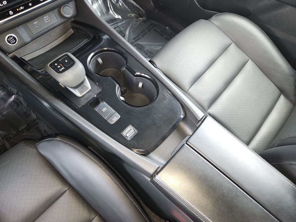Certified 2023 Nissan Rogue SV w/ SV Premium B Package FWD image 22