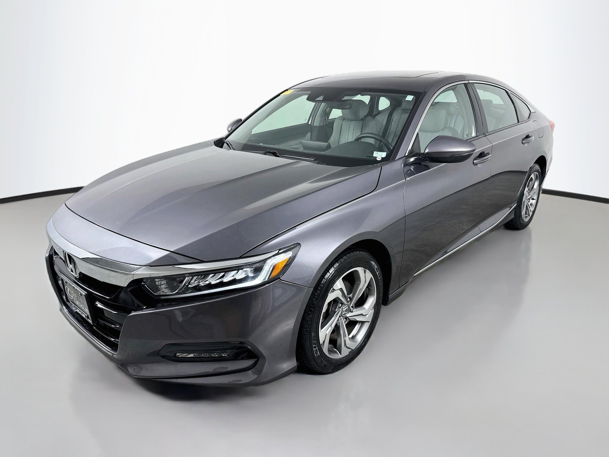 Used 2018 Honda Accord EX-L image 3