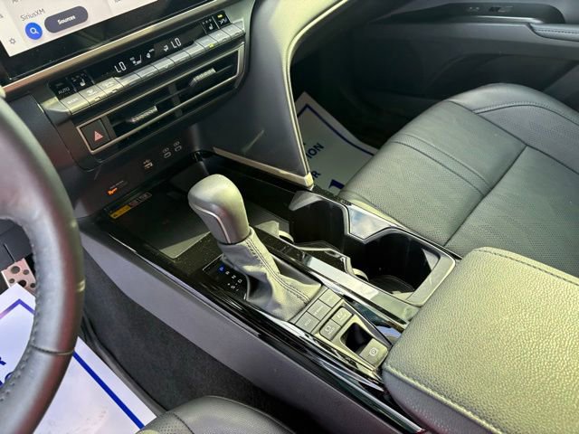 Used 2025 Toyota Camry XSE image 24