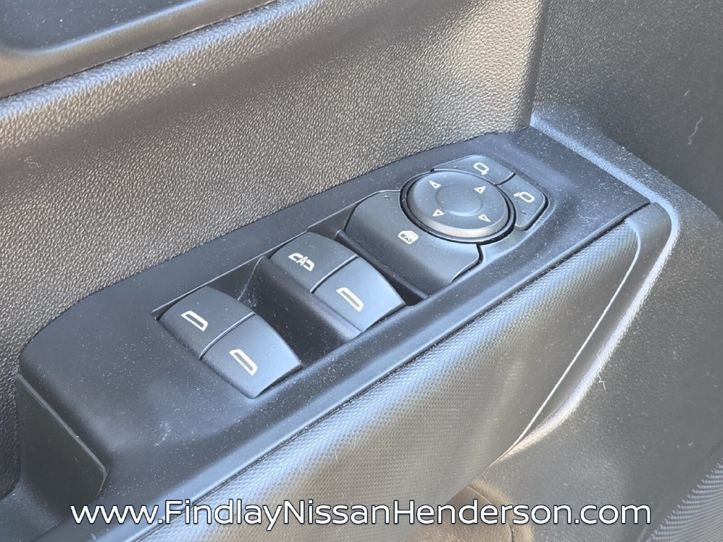 Used 2020 Chevrolet Silverado 1500 Custom w/ Custom Value Package RWD image 21