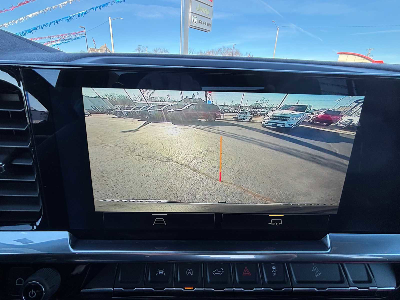 Used 2022 Chevrolet Silverado 1500 LT Trail Boss w/ LPO, Dark Essentials Package image 24