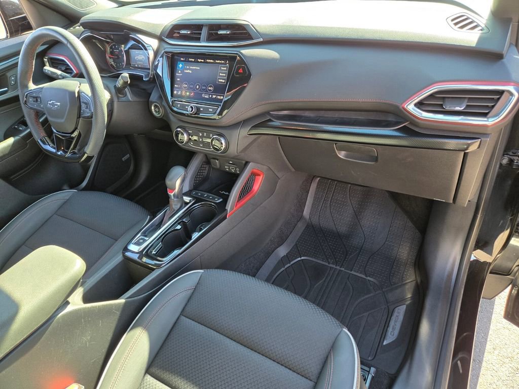 Used 2023 Chevrolet TrailBlazer RS w/ Sun and Liftgate Package image 20