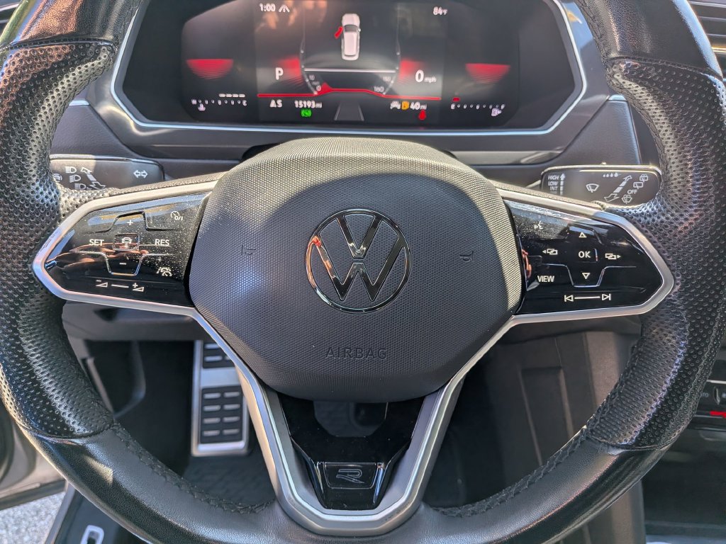 Used 2024 Volkswagen Tiguan SE R-Line AWD/4WD image 16