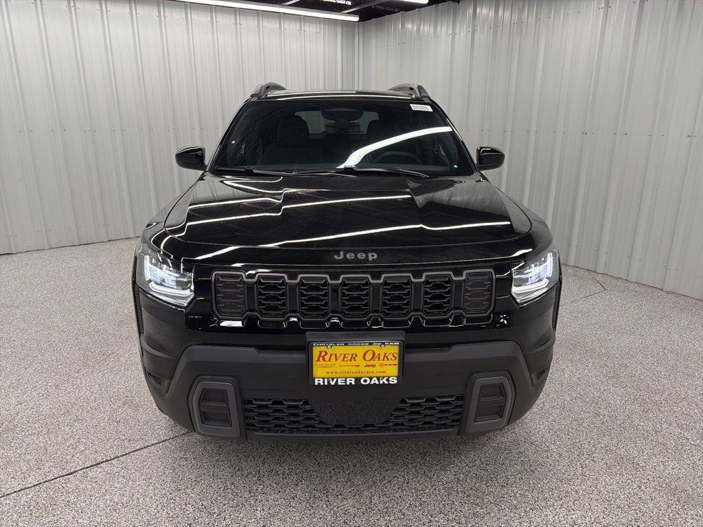 New 2026 Jeep Cherokee Laredo AWD/4WD image 2