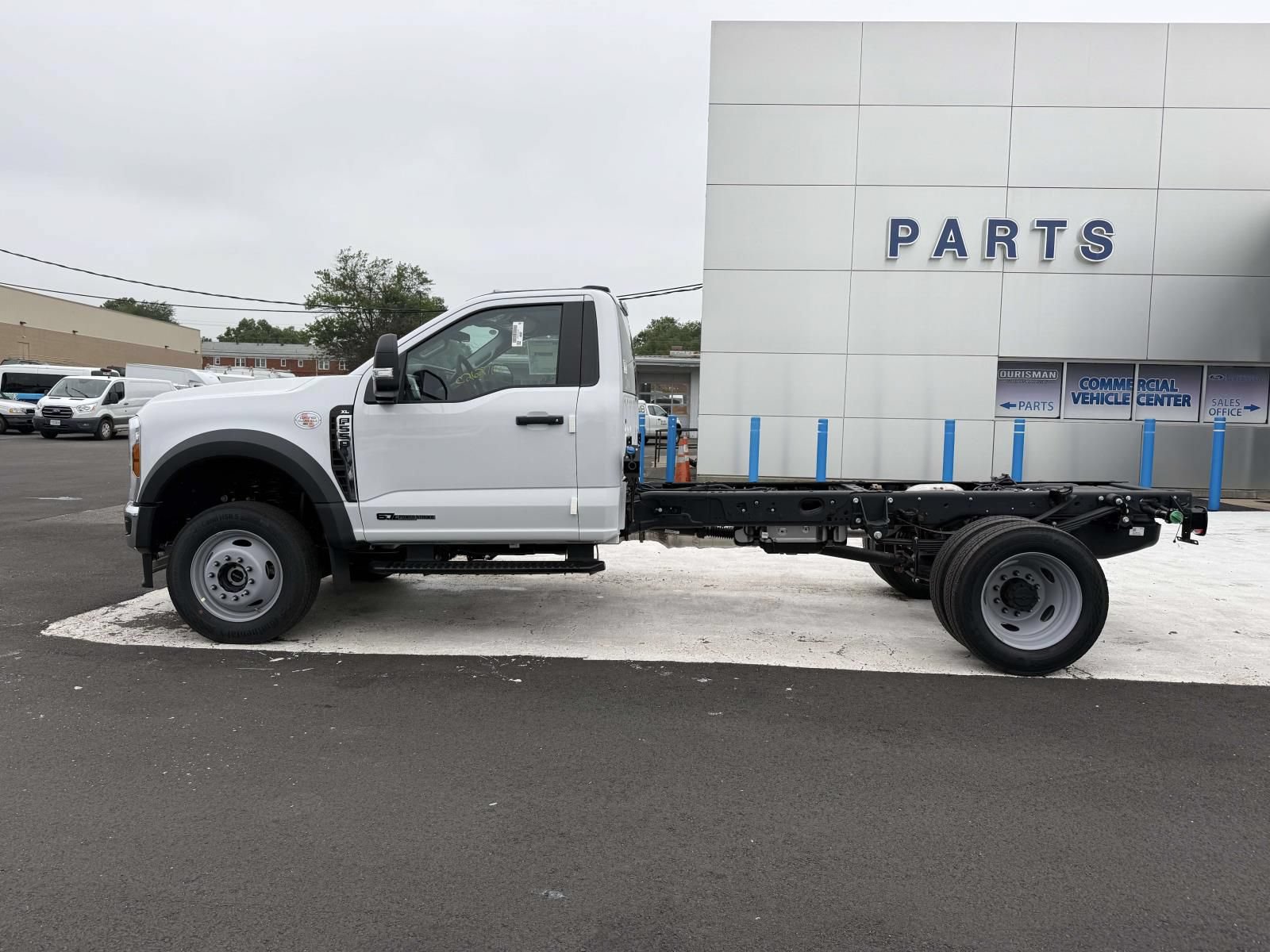 New 2026 Ford F550 4x4 Regular Cab Super Duty image 6