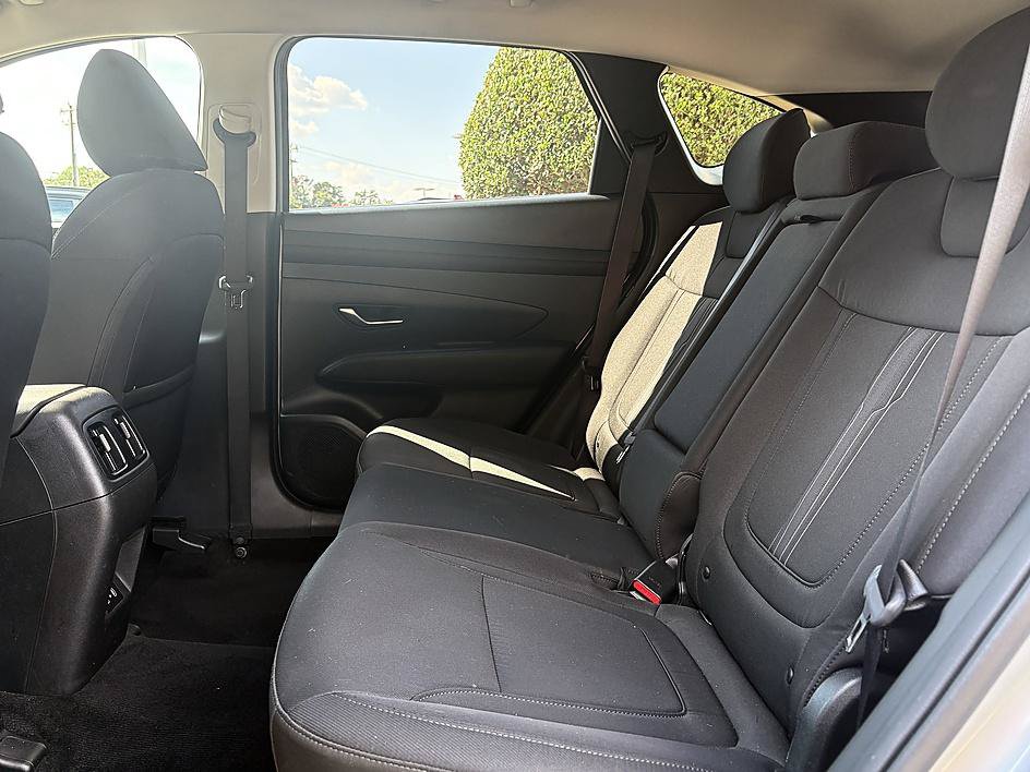 Used 2025 Hyundai Tucson SEL FWD image 10